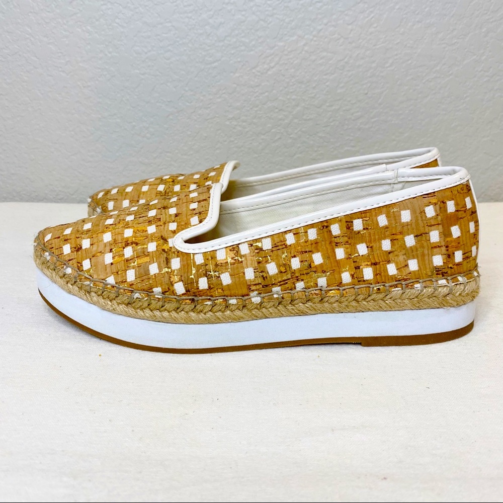 SONDRA ROBERTS Tan & White Woven Ellie Platform Espadrille Loafer Size 7.5 Women